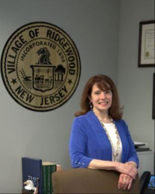 Pamela Perron Headshot